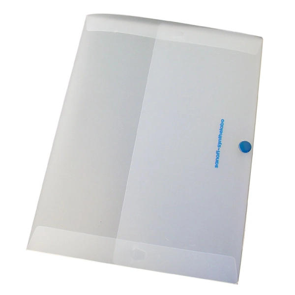 Folder with closing band