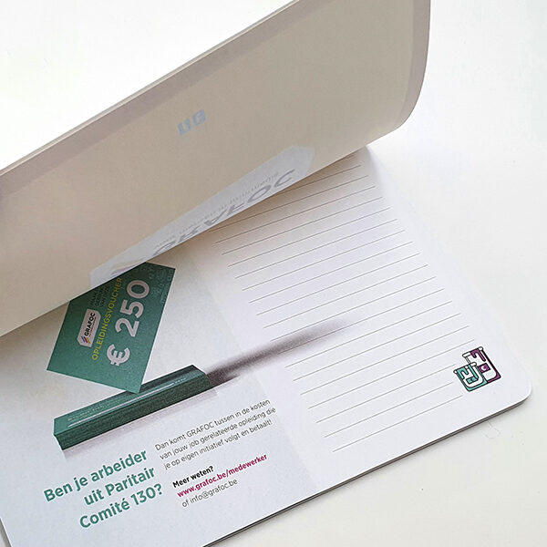 mouse-pad personalizzato con messaggio pubblicitario e block-notes di 10 fogli